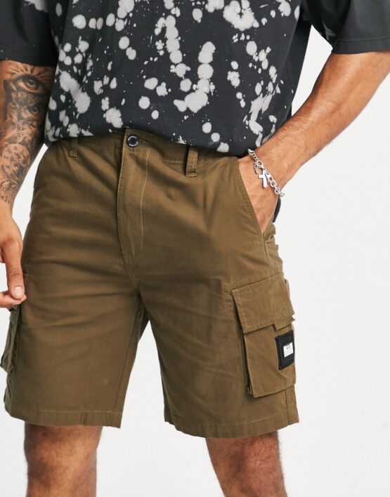 Weekend Offender Mascia cargo shorts in khaki