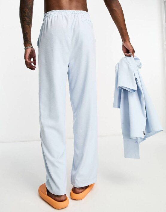 Bolongaro Trevor textured beach pants in niagara blue - Imagen 3