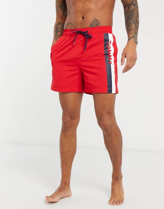 Tommy Hilfiger medium length swim short in red - Imagen 2