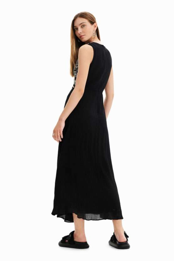 Long embroidered cut-out dress - Imagen 2