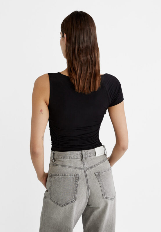 CAMISETA ASIMÉTRICA - Imagen 2
