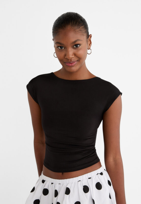 CAMISETA ESPALDA DESCUBIERTA - Imagen 3