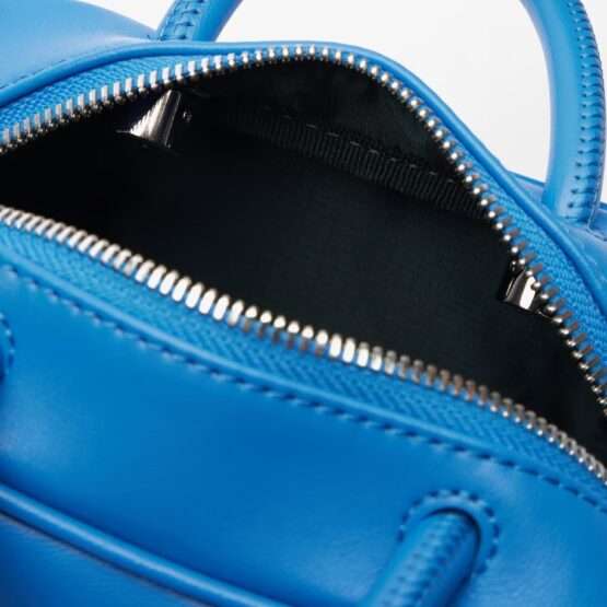 BOLSO MINI LORA DE PIEL Lacoste - Imagen 4