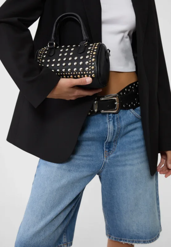 Bolso bowling tachas metálicas Stradivarius - Imagen 2