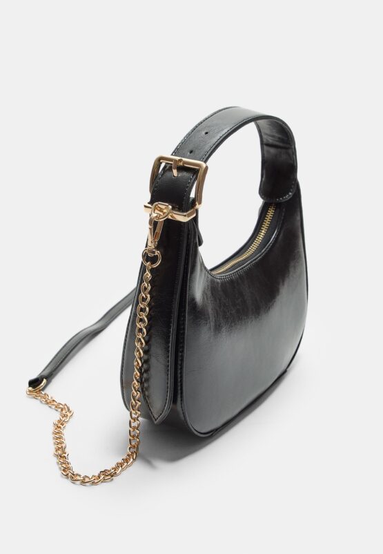 Bolso hombro luna cadena Stradivarius - Imagen 4