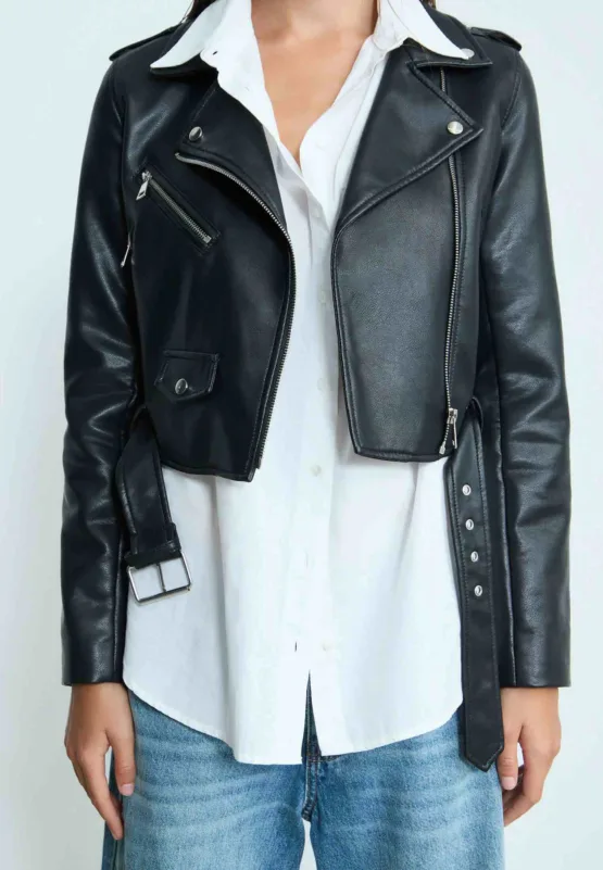 Cazadora biker con cinturón efecto piel Stradivarius