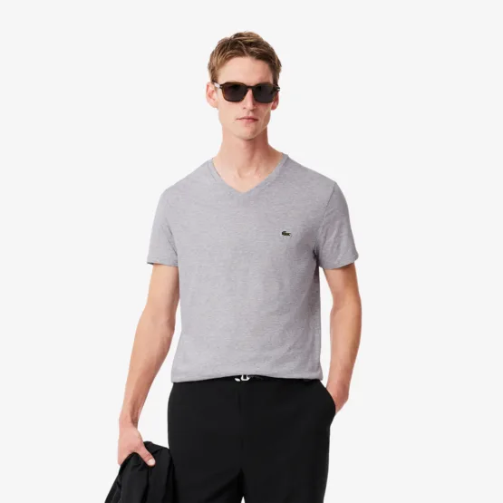 Playera Lacoste ligera de algodón cuello V