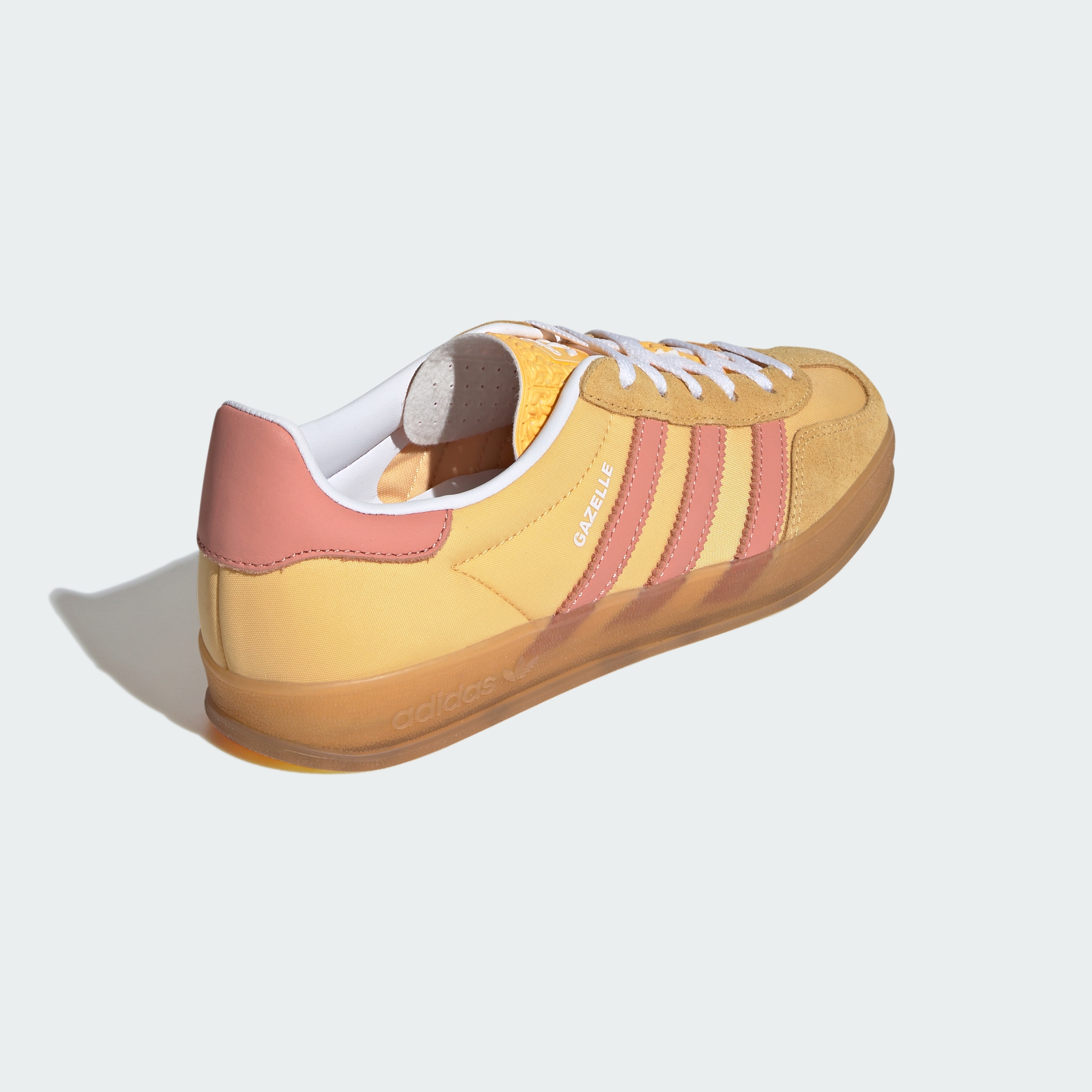 Adidas Gazelle Indoor Amarillos para Mujer | Tenis Retro - Imagen 3