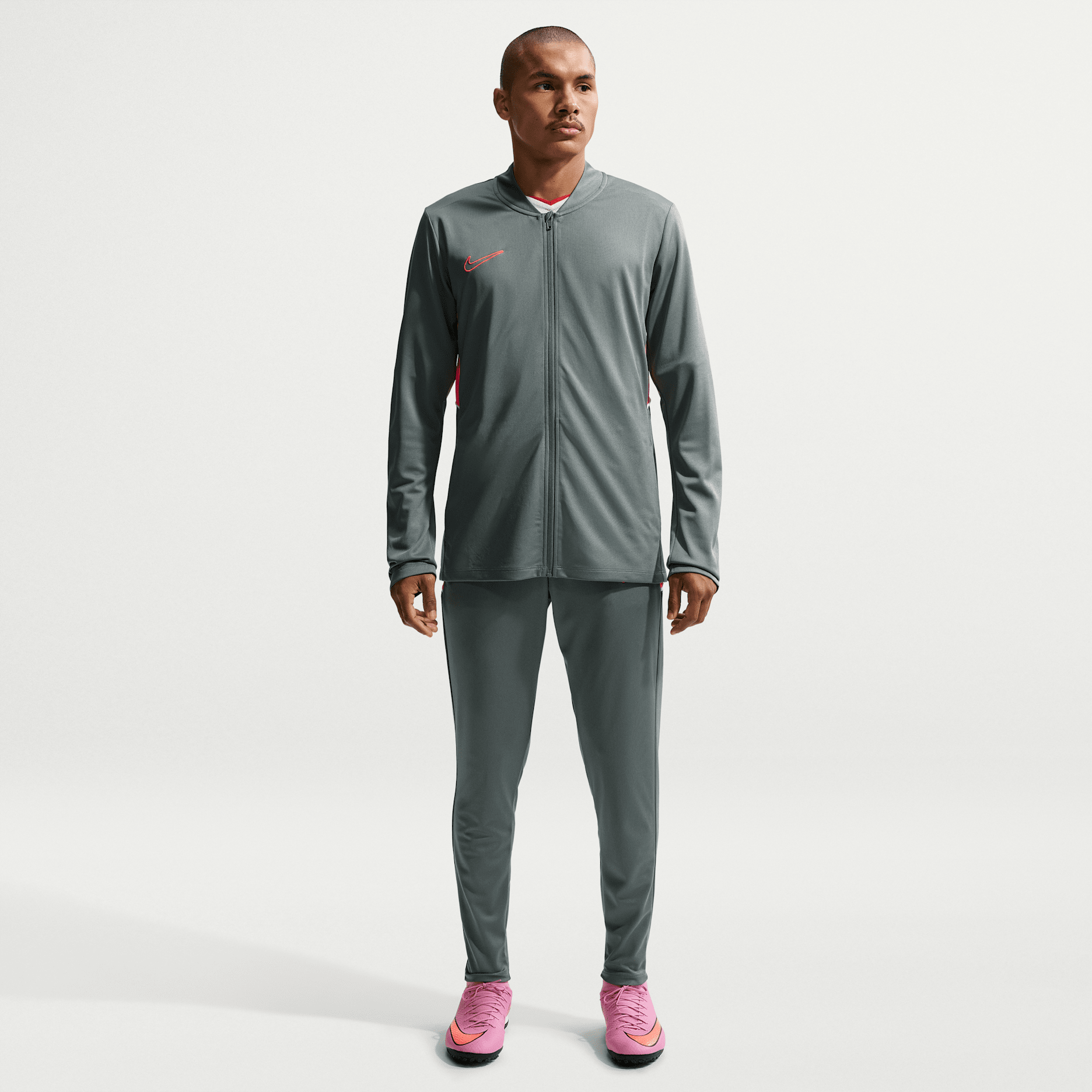 conjunto-deportivo-de-futbol-dri-fit-para-hombre-nike-academy-RuEk7e0l.png